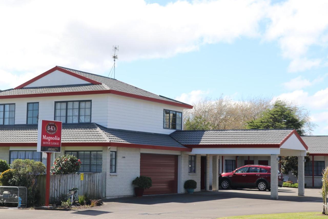 Bk'S Magnolia Motor Lodge Whanganui Exteriör bild